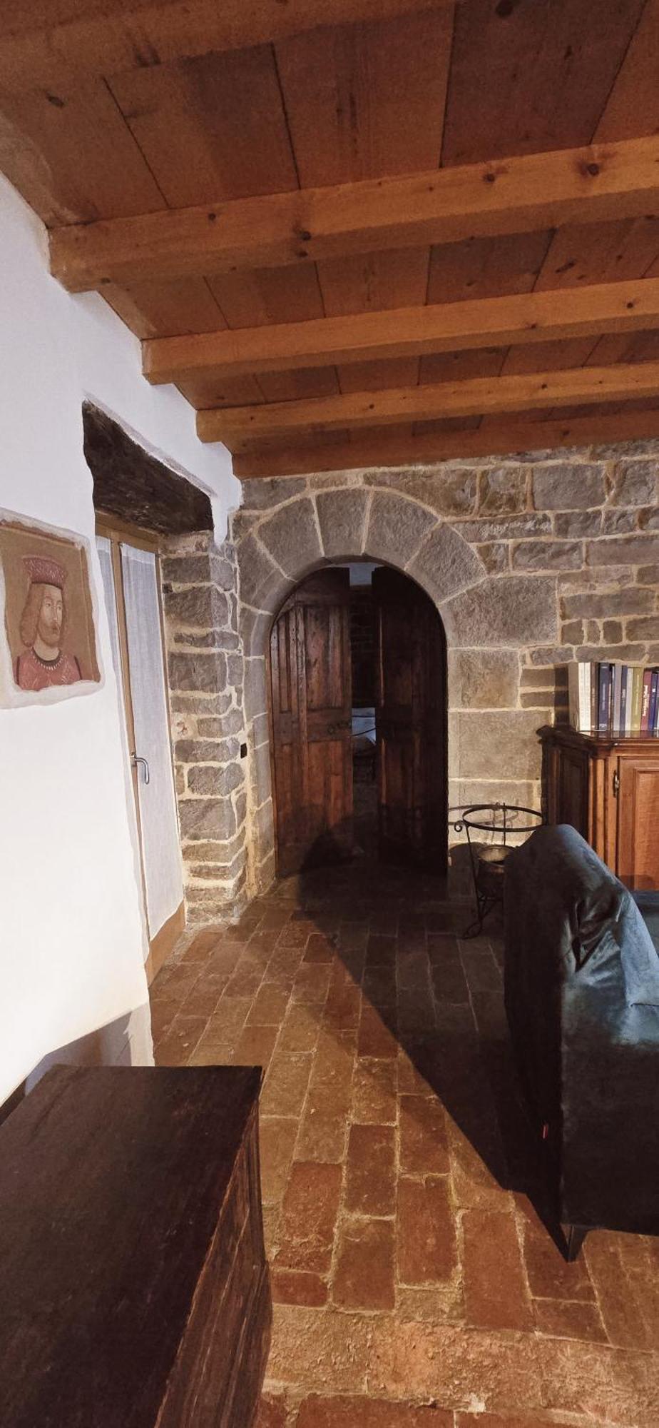 阿尔基奥斯特罗中世纪修道院历史公寓 Sotto il Monte 外观 照片